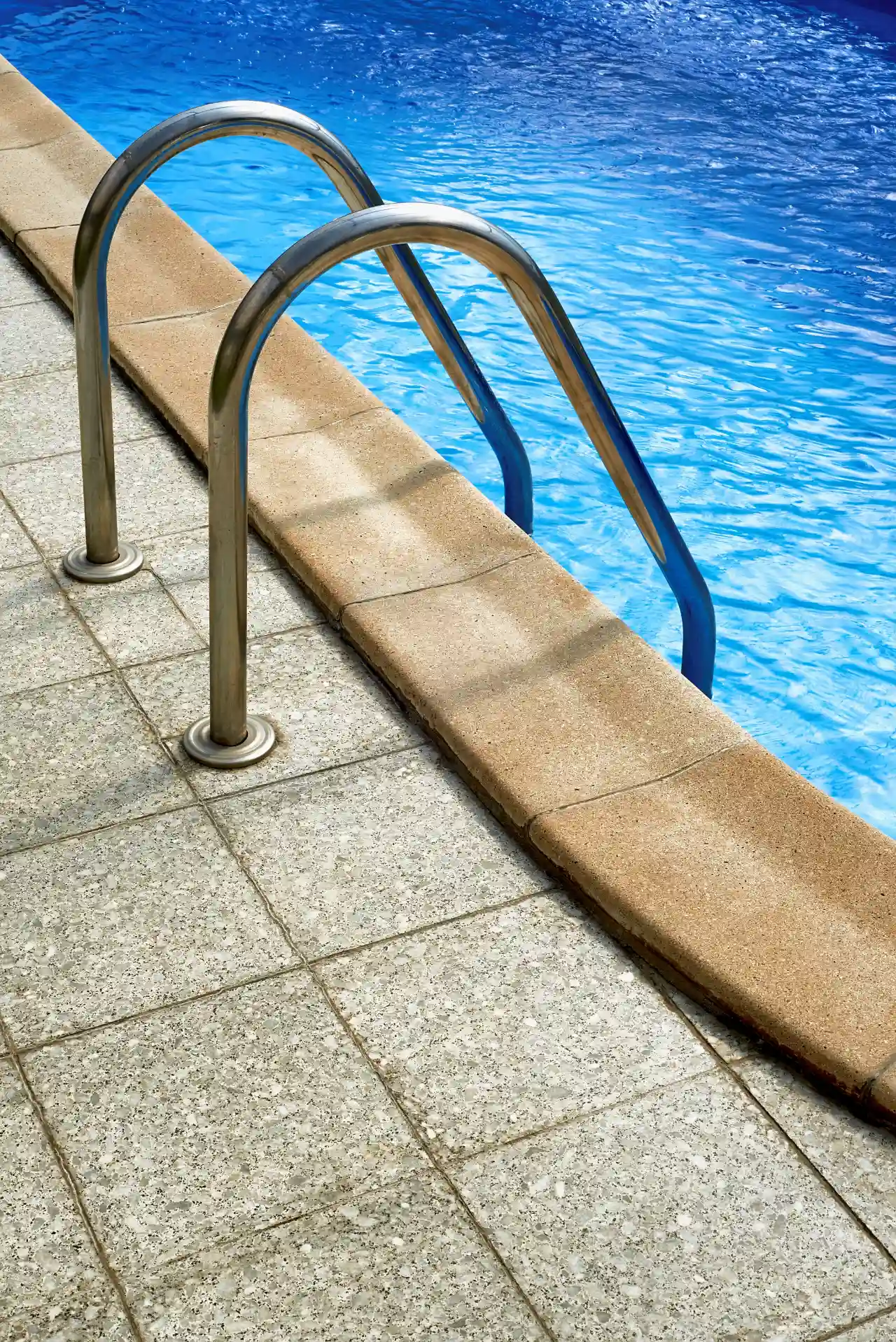Pool stepladders installation in New Jersey